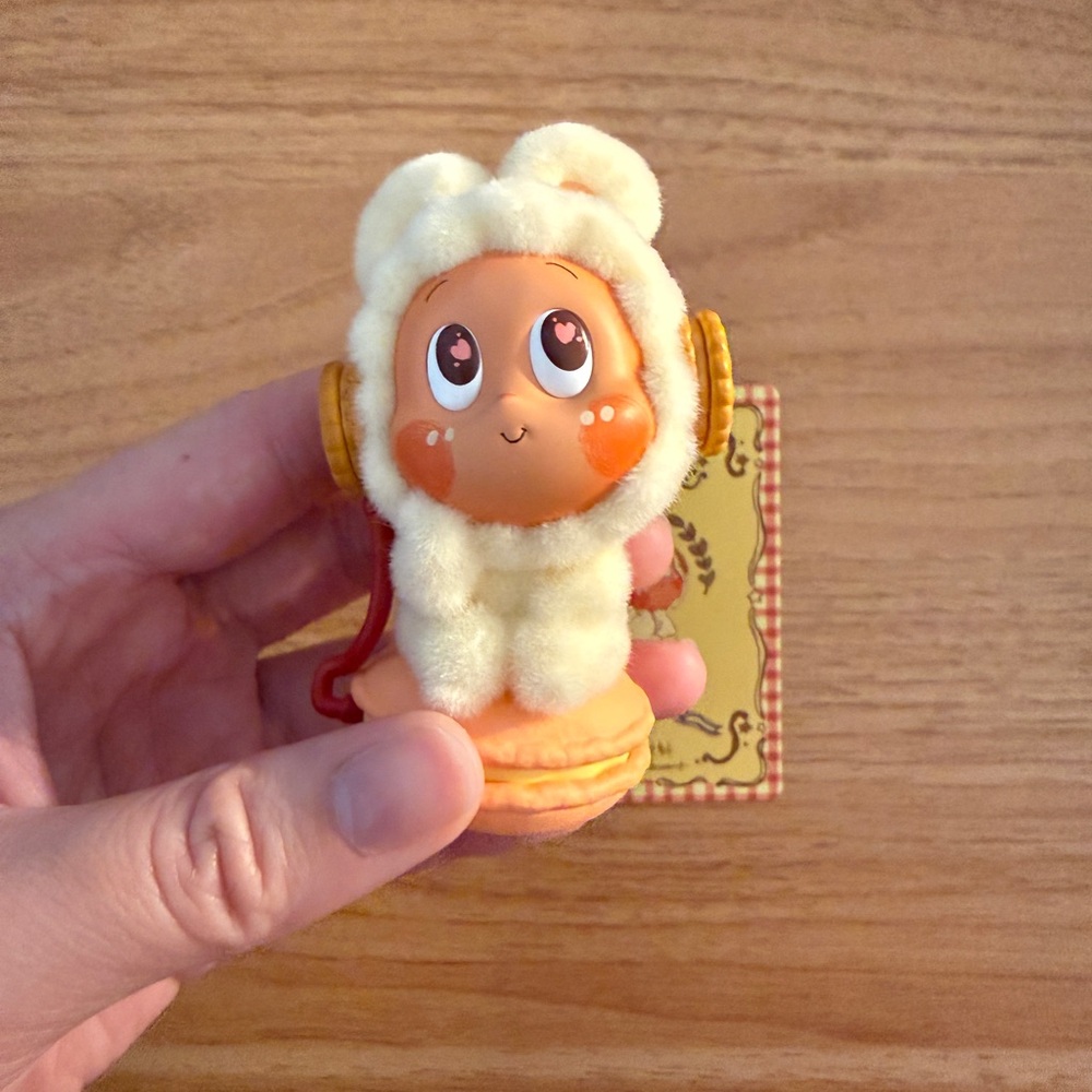 Pop Mart Twinkle Twinkle Macaron Cookies